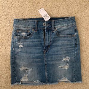 American Eagle Ripped Denim Skirt!